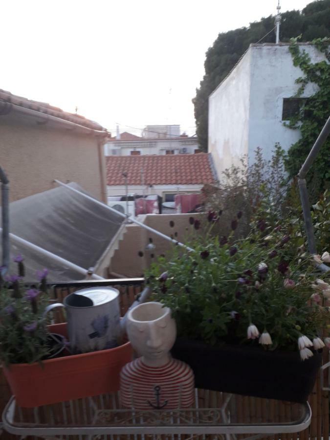 Aegina'S Flowers House Exterior foto